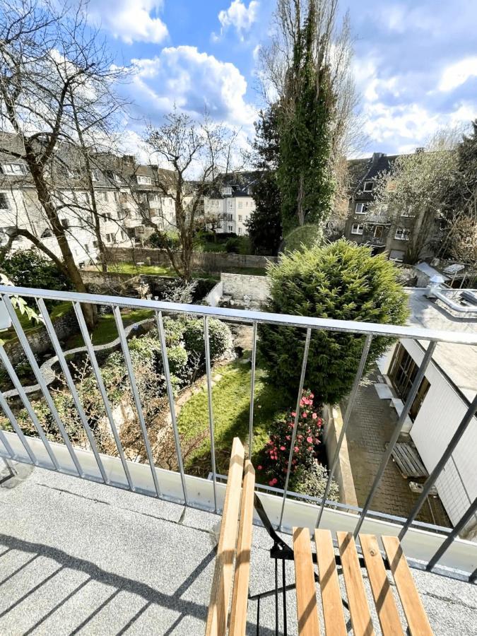 Cozy Apartment With Kitchen + Balcony New! Essen Luaran gambar